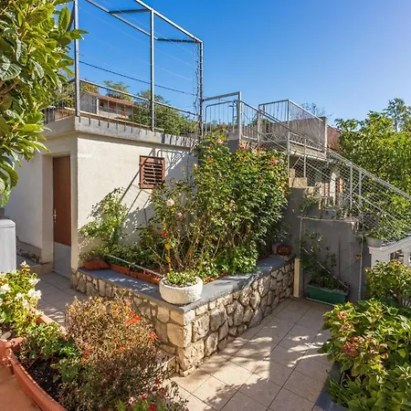 Apartment Pcelica Maja Crikvenica