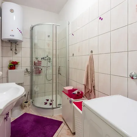 Pcelica Maja Crikvenica