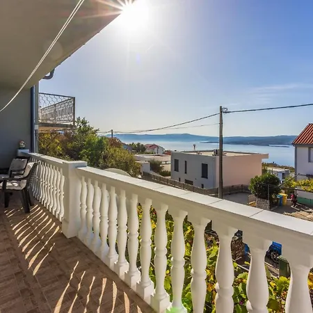 Apartment Pcelica Maja Crikvenica