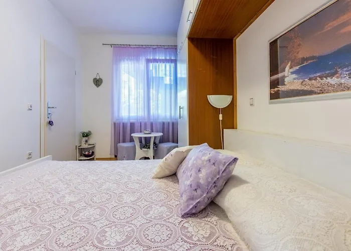 Pcelica Maja * Crikvenica