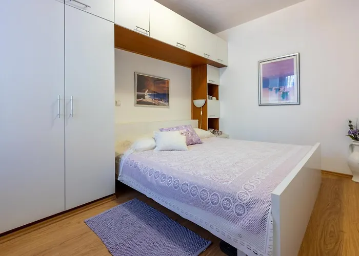 Pcelica Maja * Crikvenica