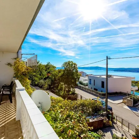 Apartment Pcelica Maja Crikvenica